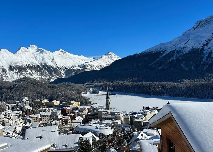 Fantastic Panorama Flat In Lägenhet St. Moritz